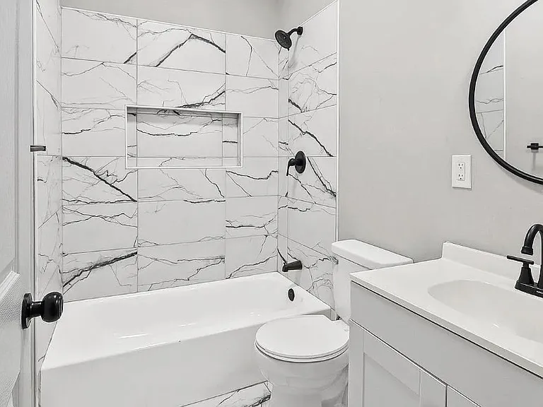 2301 Whittier Ave #1 — Photo 12