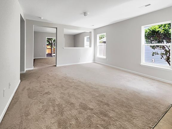3rd image of 8802 Shadowglen Dr