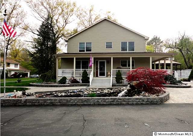 1st image of 12 Miller Ave