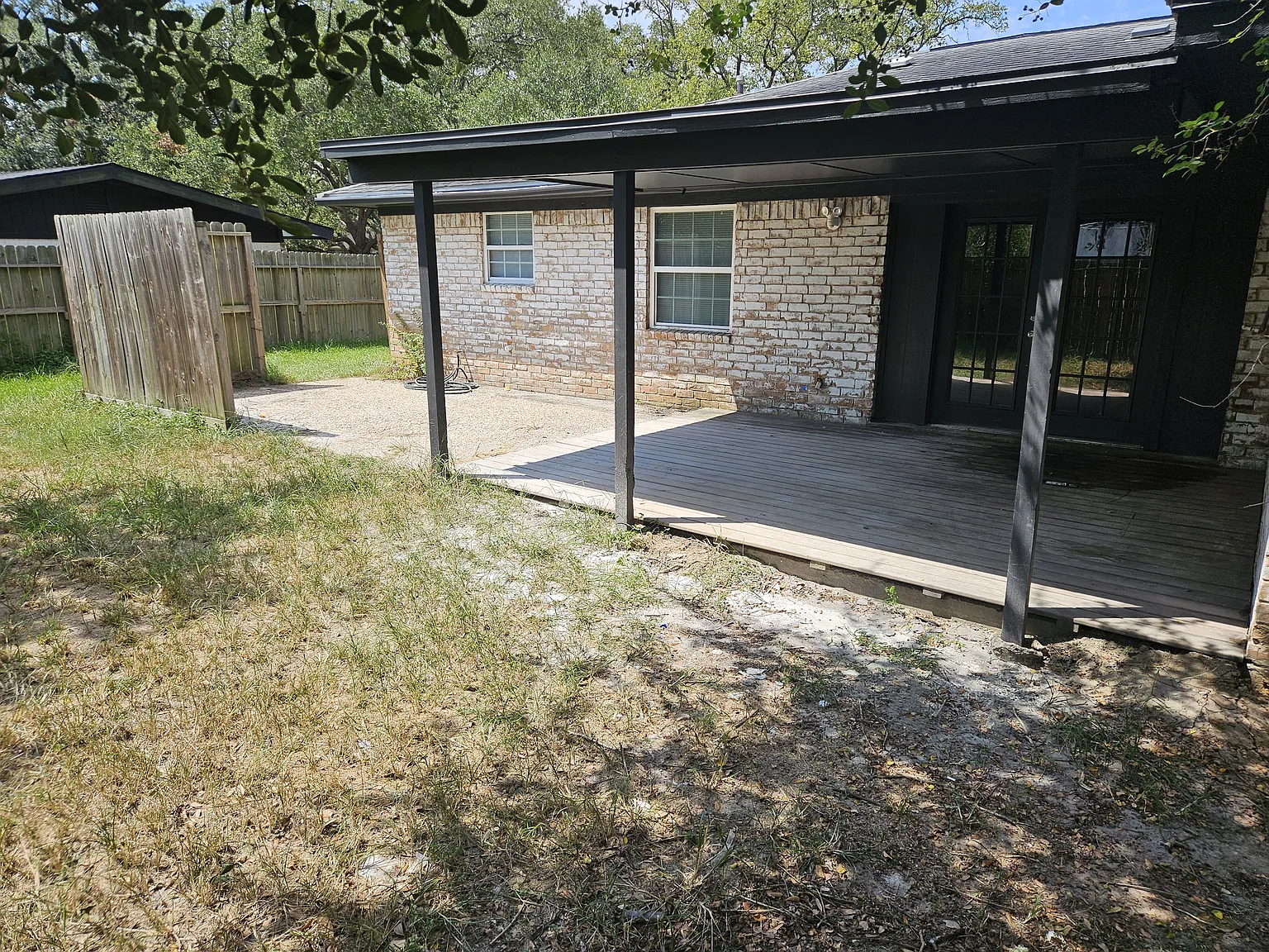 4 bed, 1640 sqft, $2,250 — Photo 4