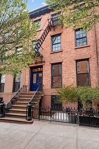 118 Hoyt St #1, Brooklyn, NY, 11217