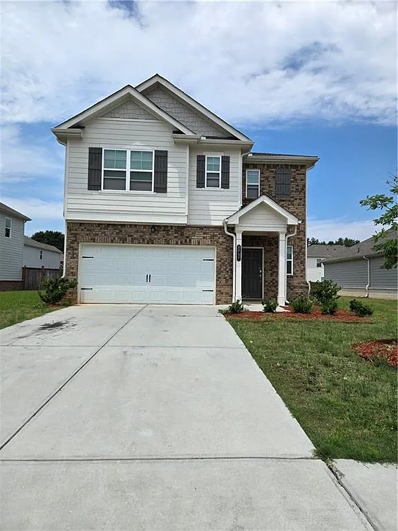 6 bed, 3.0 bath, 2520 sqft, $2,600 — Photo 1