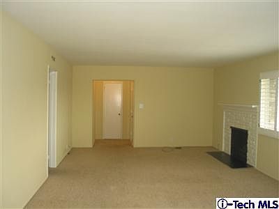 3rd image of 313 Raymondale Dr APT F