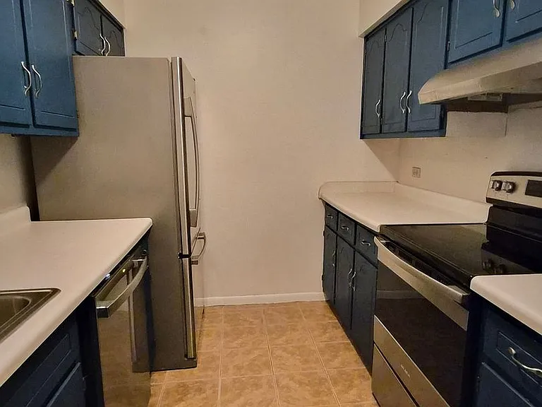1482 Stonebridge Cir #C6 — Photo 6