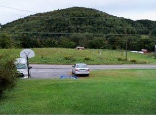 2400 Pleasant St, Bethel, VT 05032