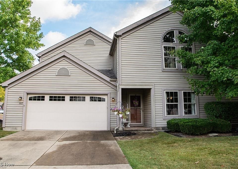 1st image of 102 Spinnaker Dr