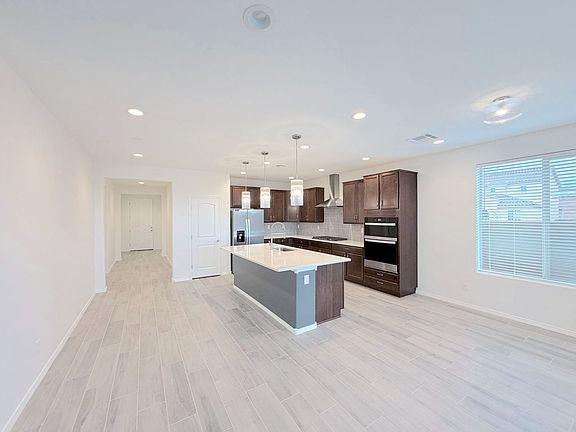 4th image of 3000 Donita Ln NE