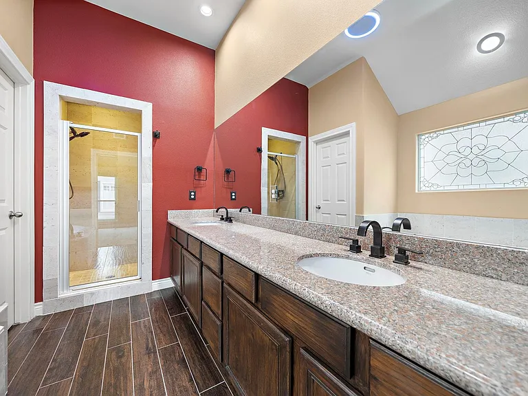 2927 Clinton Dr — Photo 18