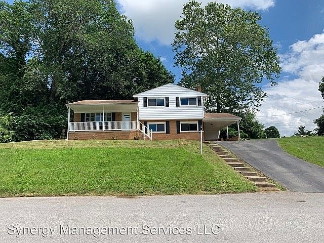 1st image of 10917 Knotty Pine Dr