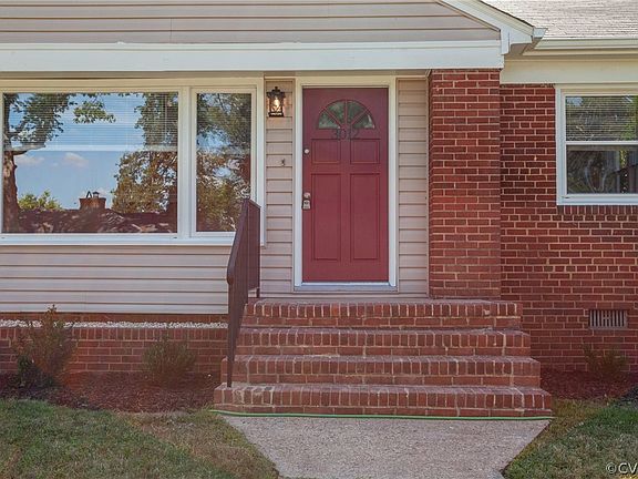 2nd image of 3012 Manor Dr