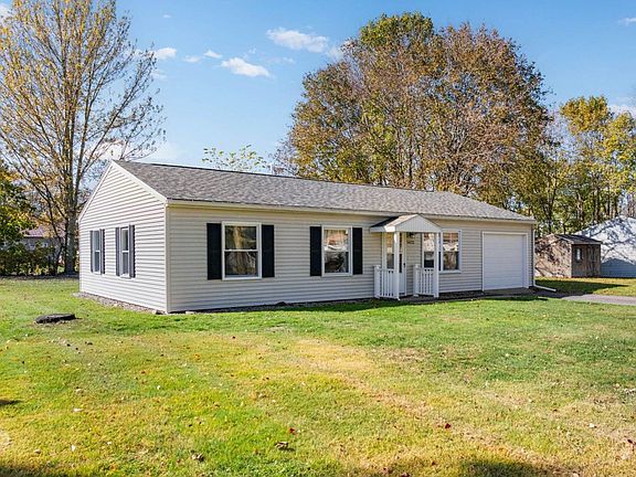 3rd image of 5621 Sunwood Ln