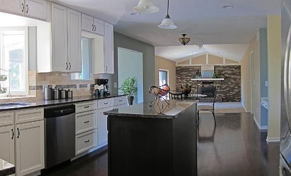 3rd image of 13340 Greenwich Ct