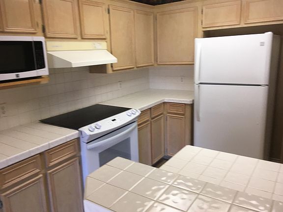 2nd image of 6214 Strateford Dr
