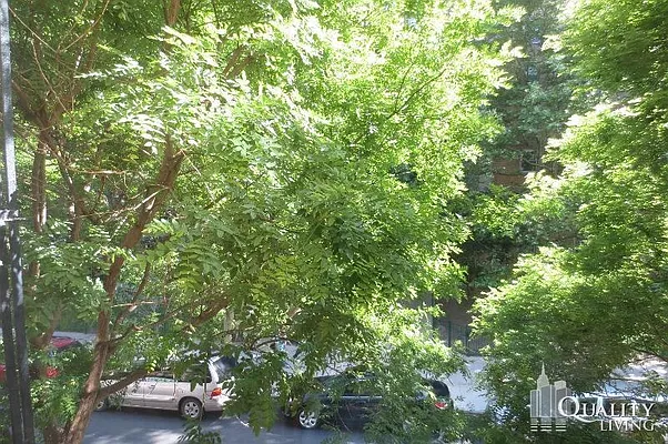 Rented by Quality Living Realty | media 20