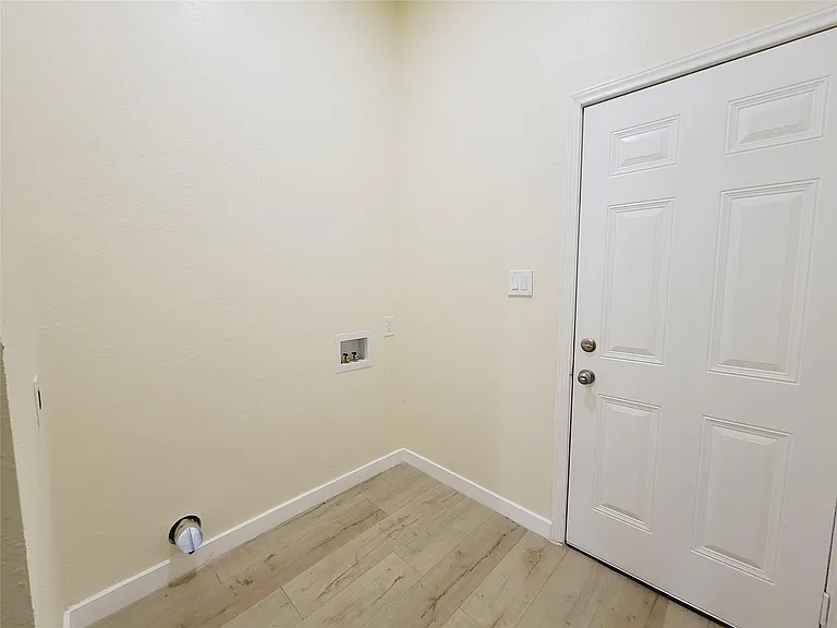 7973 Sparta St — Photo 26