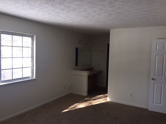 4th image of 2712 N Grassy Creek Ct