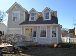 106 Bonita Dr, Egg Harbor Township, NJ 08234