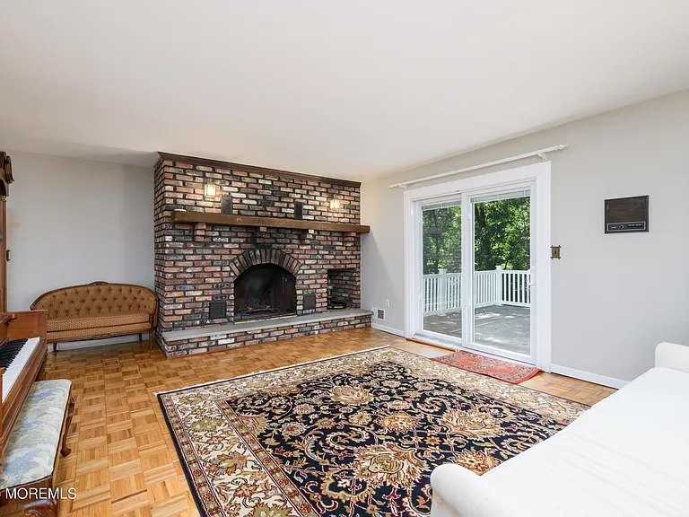 2229 Fromkin Dr — Photo 11