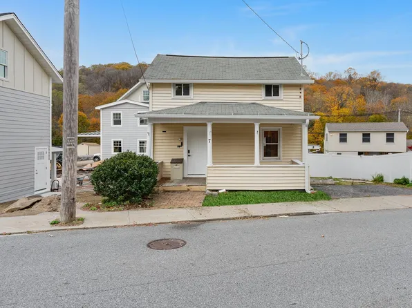 7 Oak Street, Brewster, NY 10509