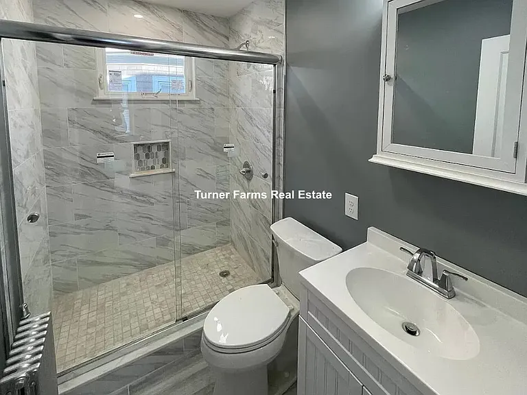 17 Berwick Rd — Photo 10