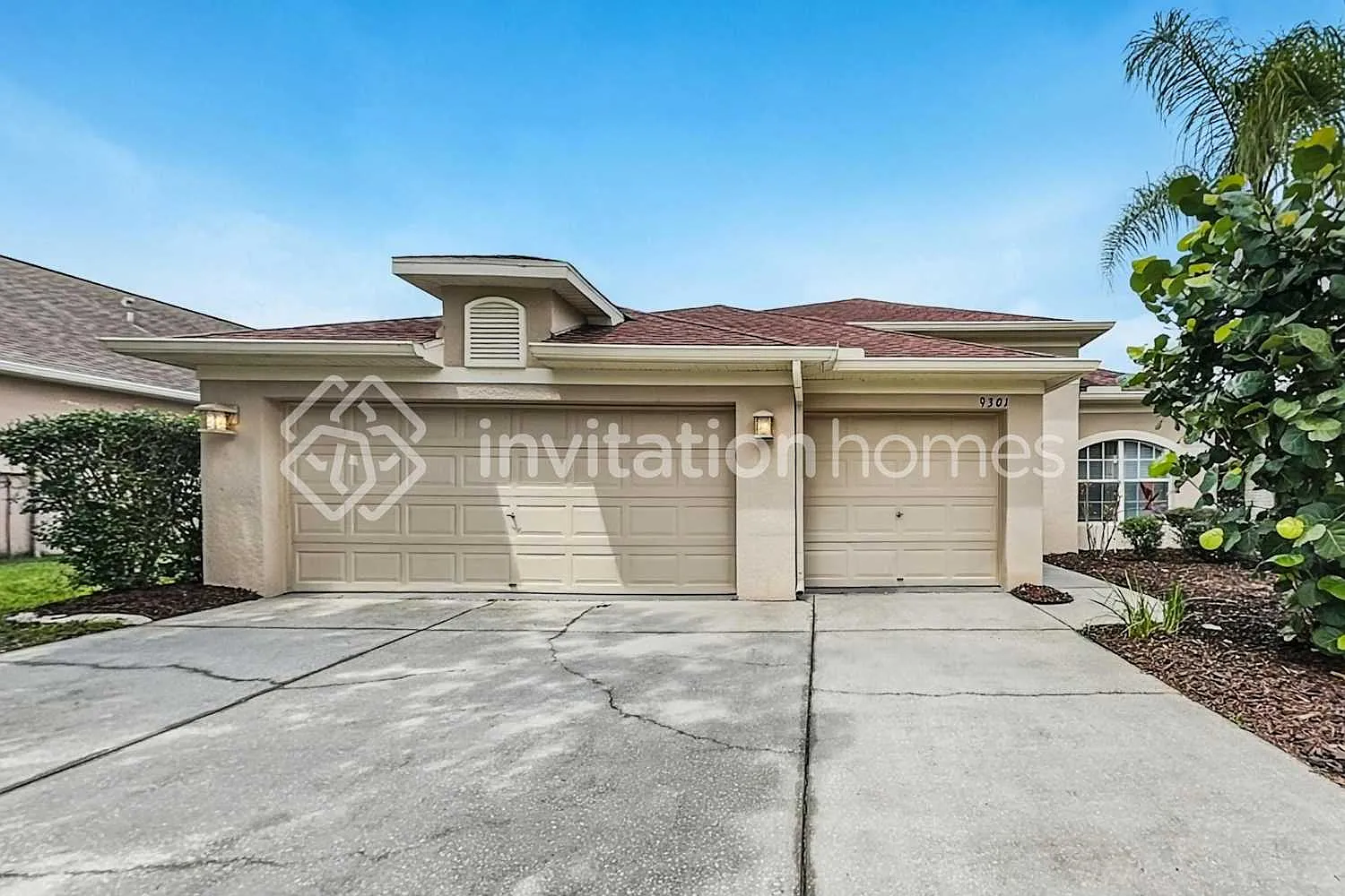 9301 Edistro Pl New Port Richey, FL 34654 — Photo 1
