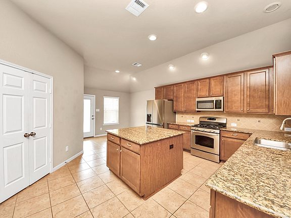 3rd image of 10120 Hidden Creek Falls Ln
