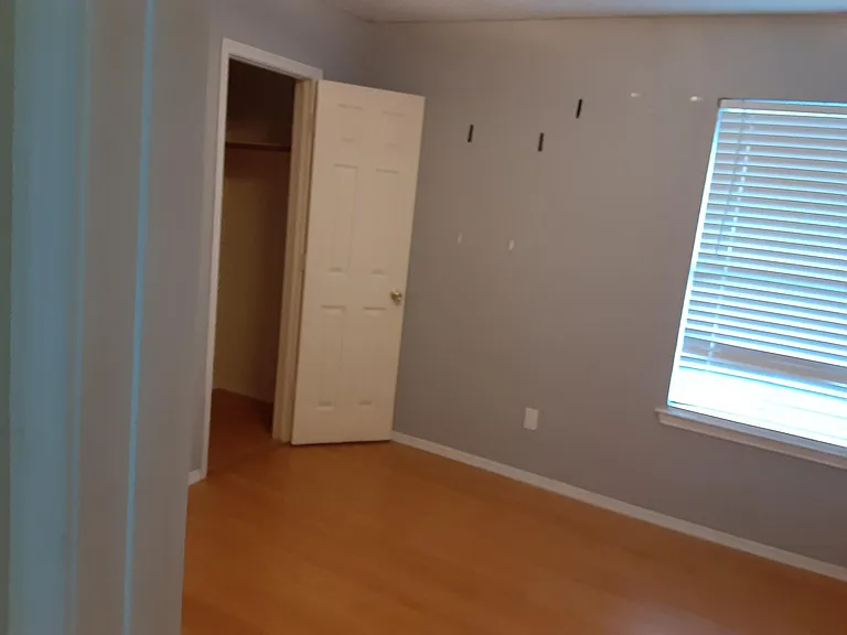 2304 Foothill Rd — Photo 5
