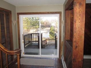 32643 Sunburst Ct, East Troy, WI 53120