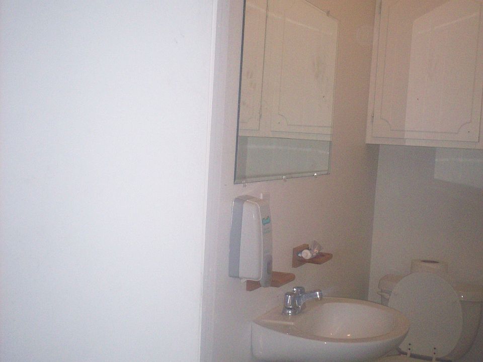 2nd image of 347 Benner St