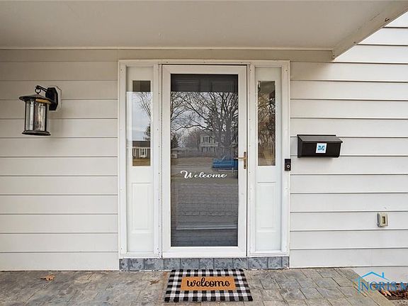 2nd image of 524 Dussel Dr