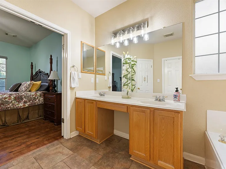 4435 Hunters Lodge Dr — Photo 27