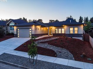 2085 Grace Ave, Albany, OR 97321