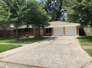 1606 Marlock Ln, Pasadena, TX 77502