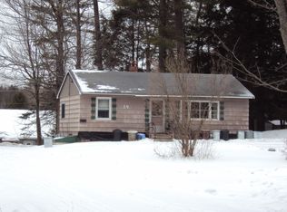 14 Stagecoach Rd, Freeport, ME 04032
