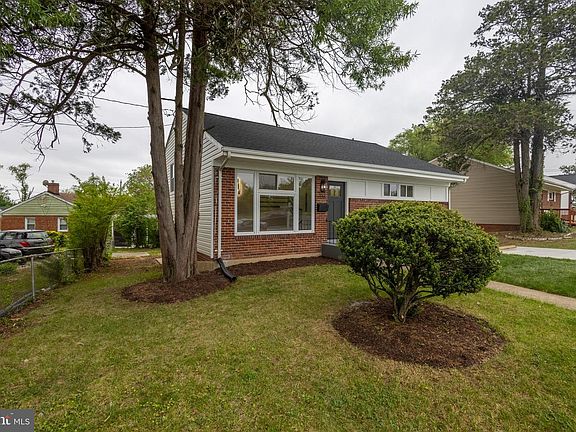 3rd image of 6233 Addison Rd