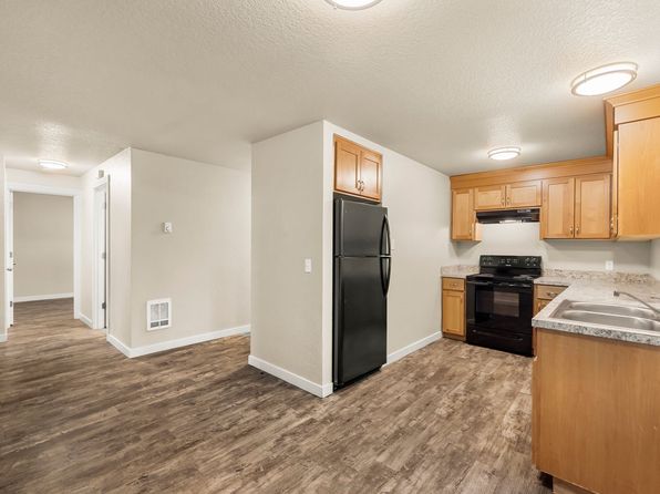 Willamette Pointe, 1570-1590 James St #1590D, Woodburn, OR 97071