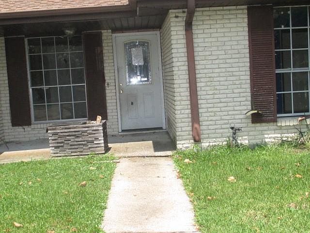 1st image of 125 Gamma St