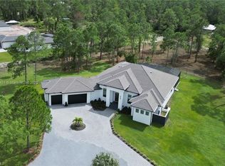 94 29th St SW, Naples, FL 34117