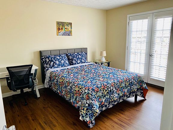 5th image of 1808 State St APT 214