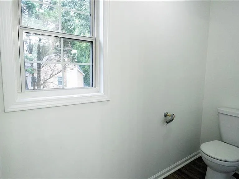 1607 Tunbridge Ln — Photo 29