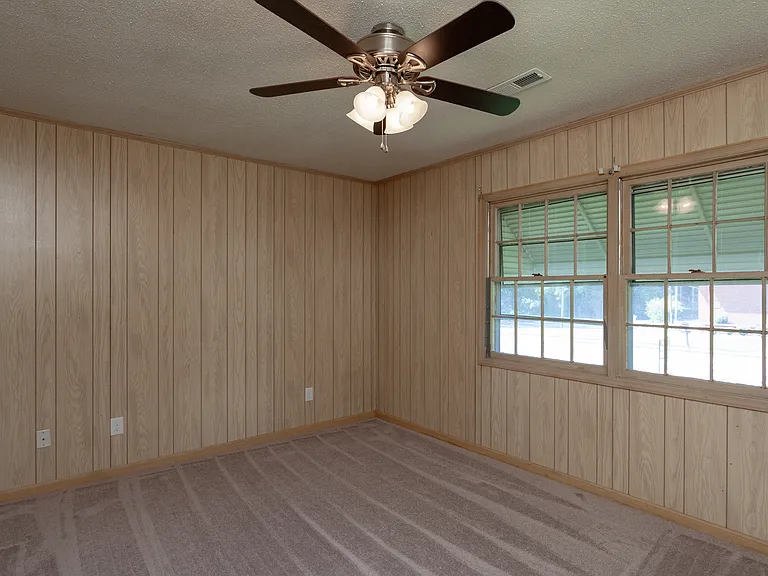 203 S Alston St — Photo 12