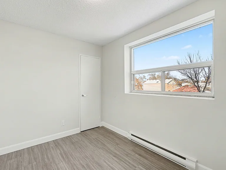125 College Ave S — Photo 20