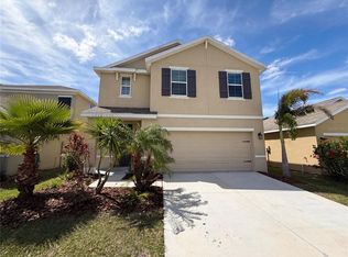 10225 Mangrove Well Rd, Sun City Center, FL 33573