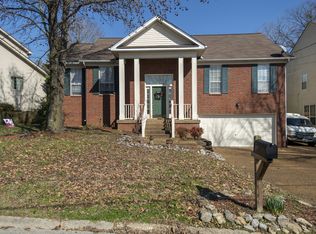 2100 Strombury Dr, Hermitage, TN 37076