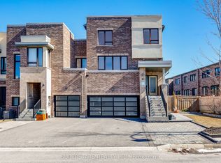 19 Helliwell Cres, Richmond Hill, ON L4E1C8