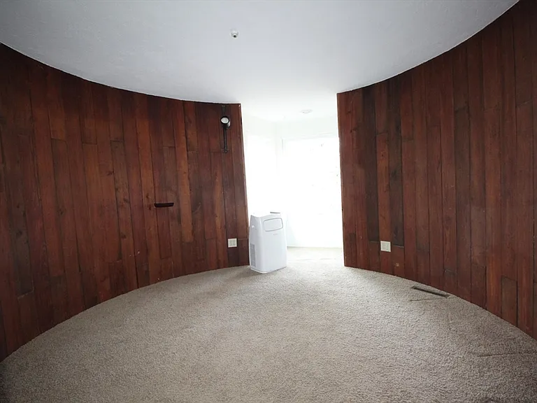 16 Middlesex St #11 — Photo 10