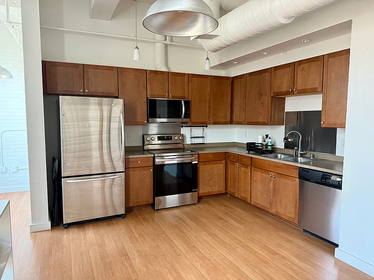 1503 Central Ave NW #110 — Photo 5