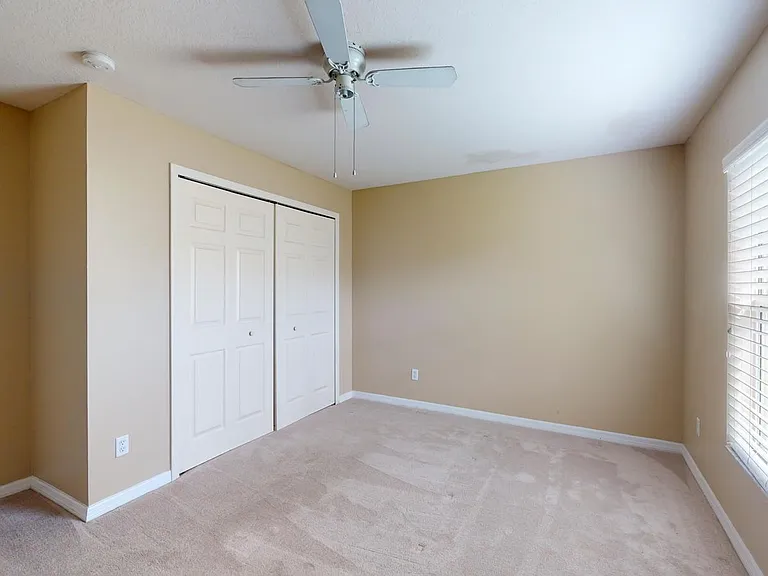57 Pine Dr — Photo 35