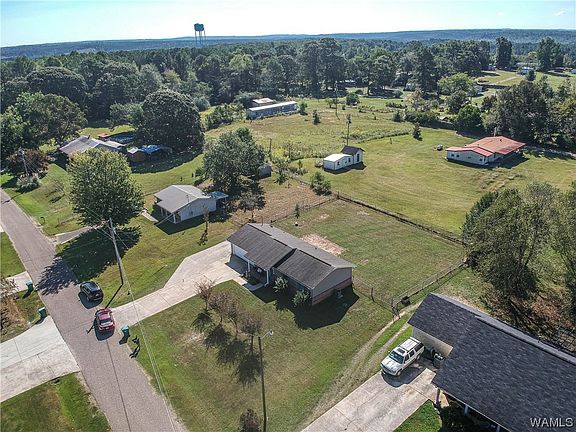 4th image of 16937 Meadow Ln