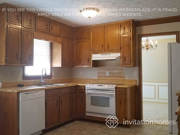 3rd image of 2944 Blankenship Loop SW